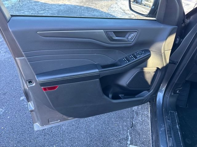 Used 2023 Ford Escape Active image 15