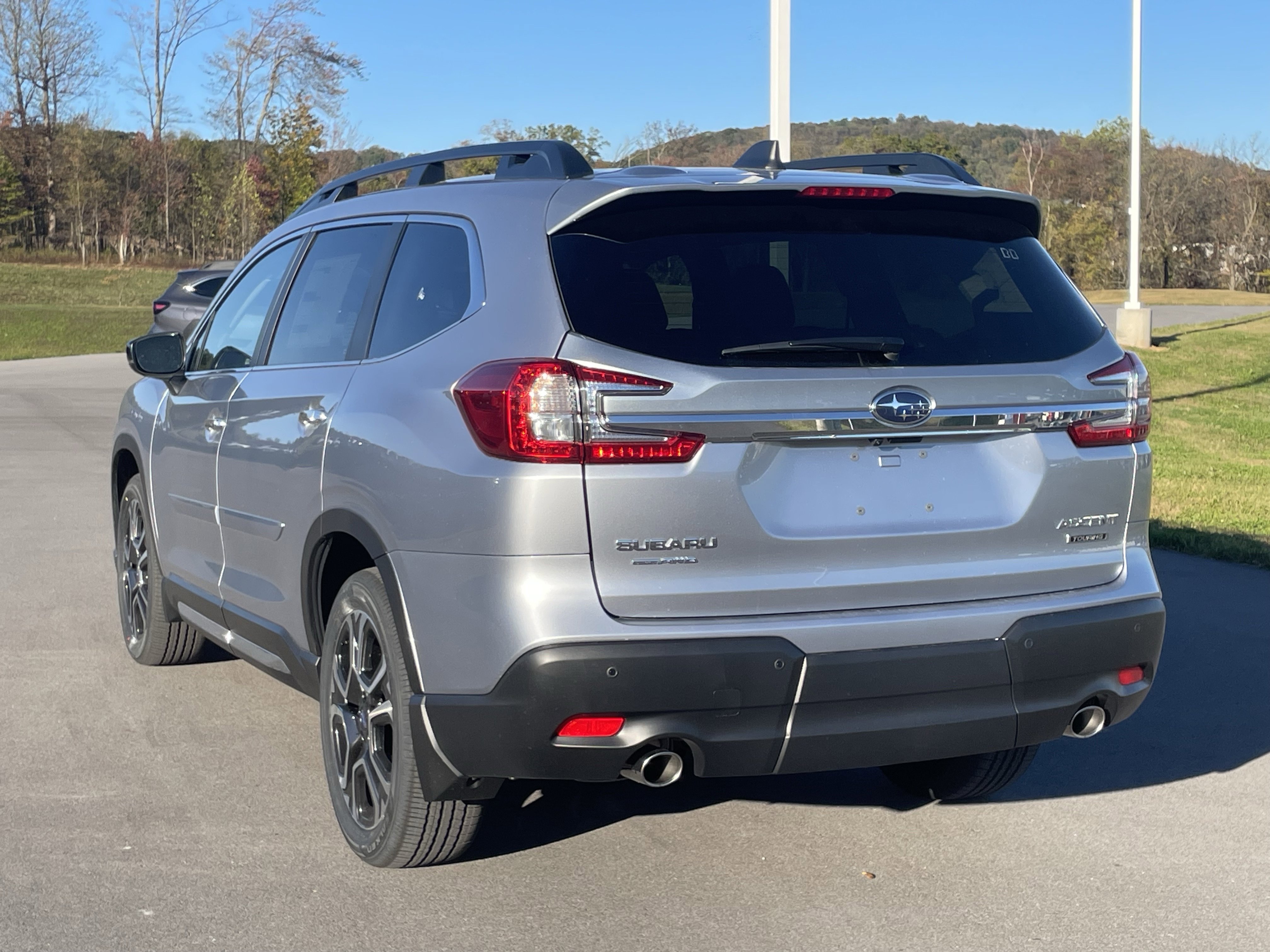 New 2025 Subaru Ascent Touring image 6