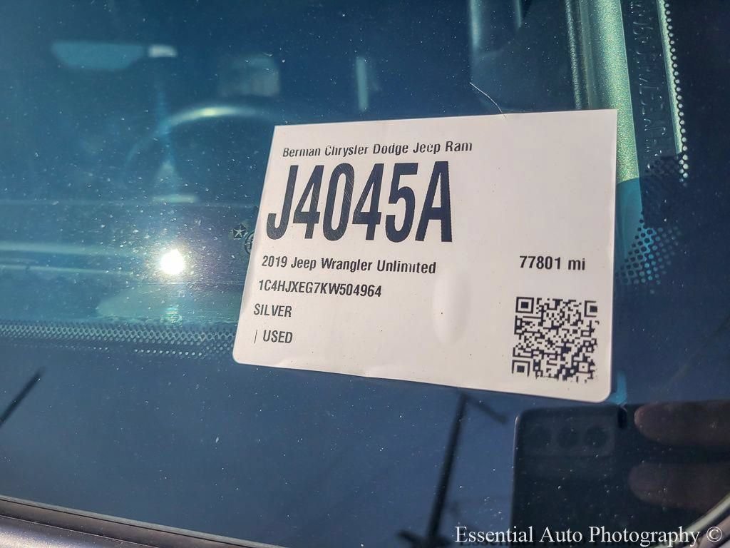 Certified 2019 Jeep Wrangler Unlimited Sahara w/ Quick Order Package 24M Moab AWD/4WD image 33