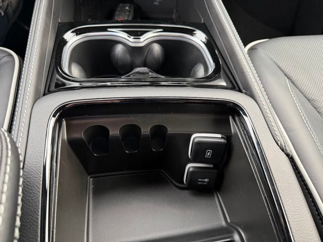 New 2026 Chrysler Pacifica Limited w/ S Appearance Package FWD image 29