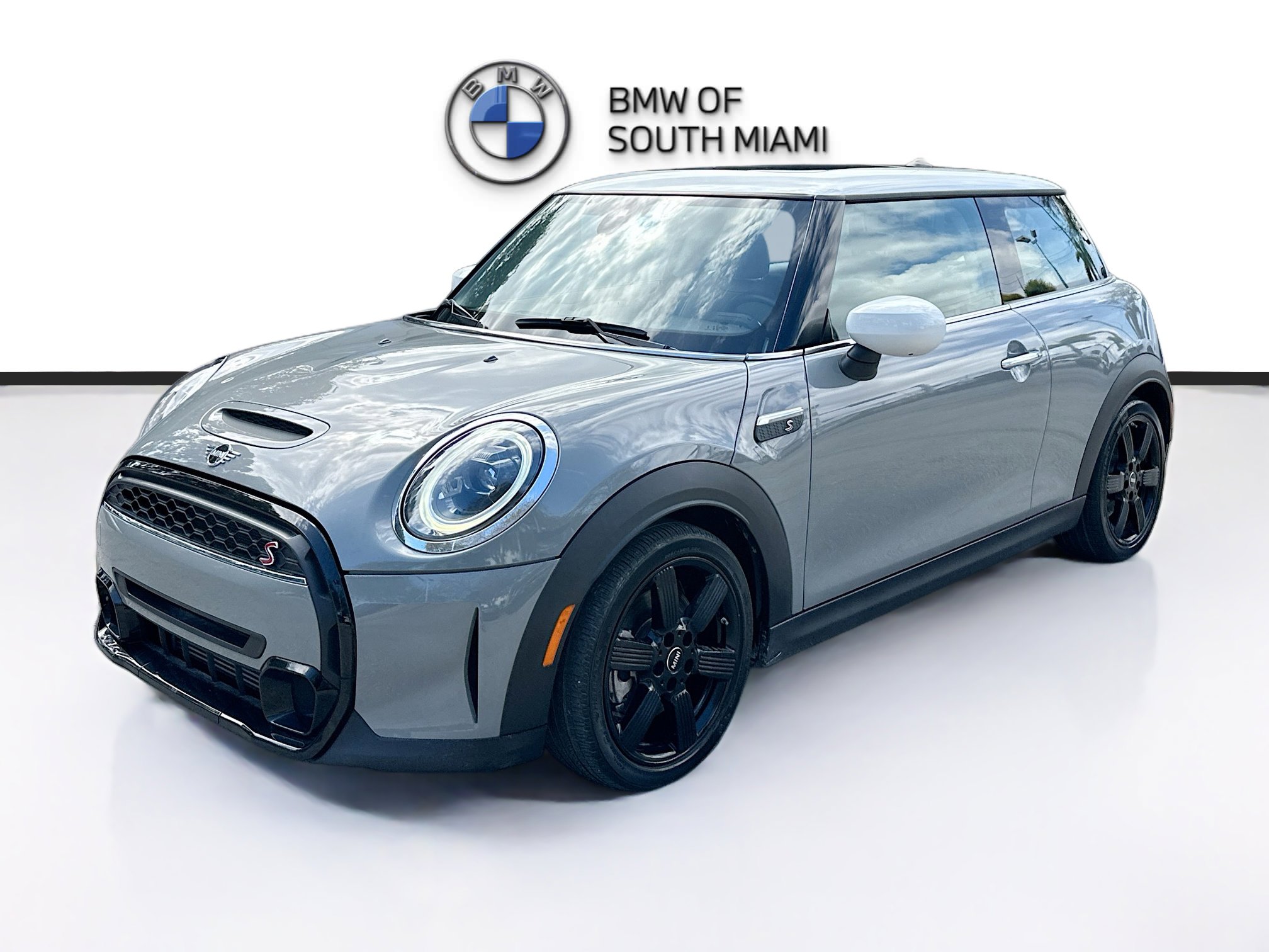 Certified 2023 MINI Cooper S image 3