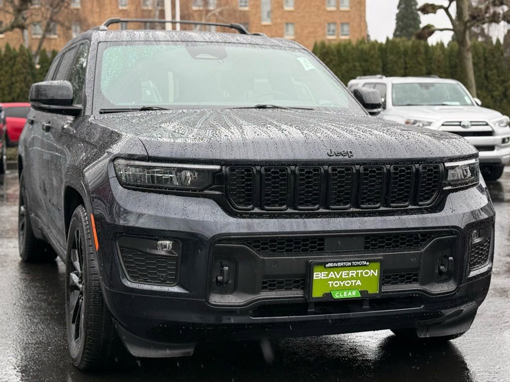 Used 2023 Jeep Grand Cherokee L Overland image 7