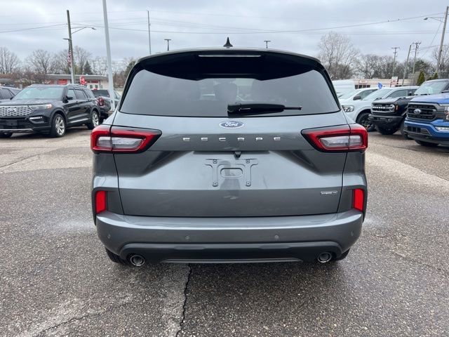 Certified 2023 Ford Escape ST-Line Select w/ Tech Pack #2 image 5