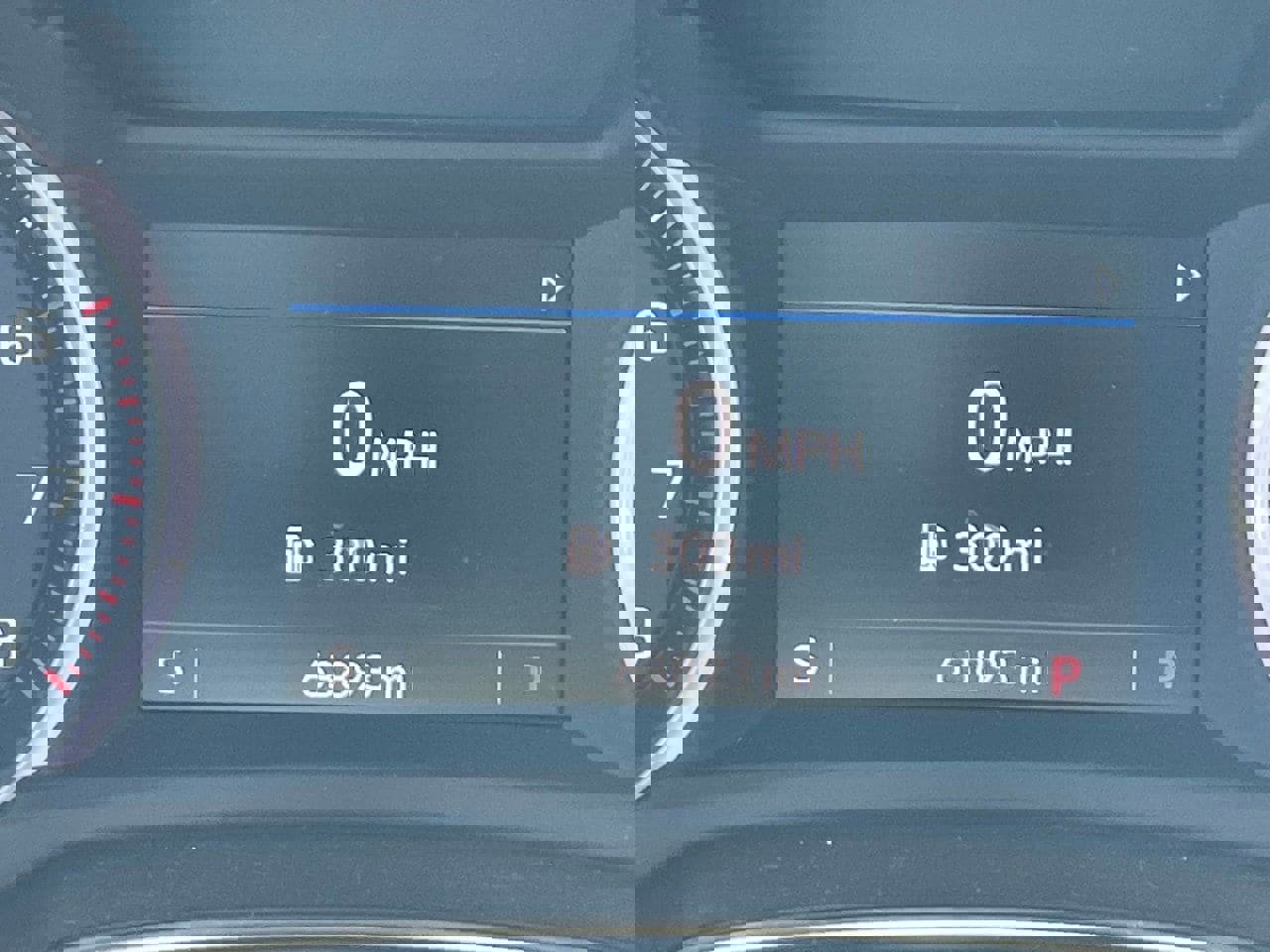 Used 2022 Chevrolet TrailBlazer ACTIV w/ Technology Package FWD image 13