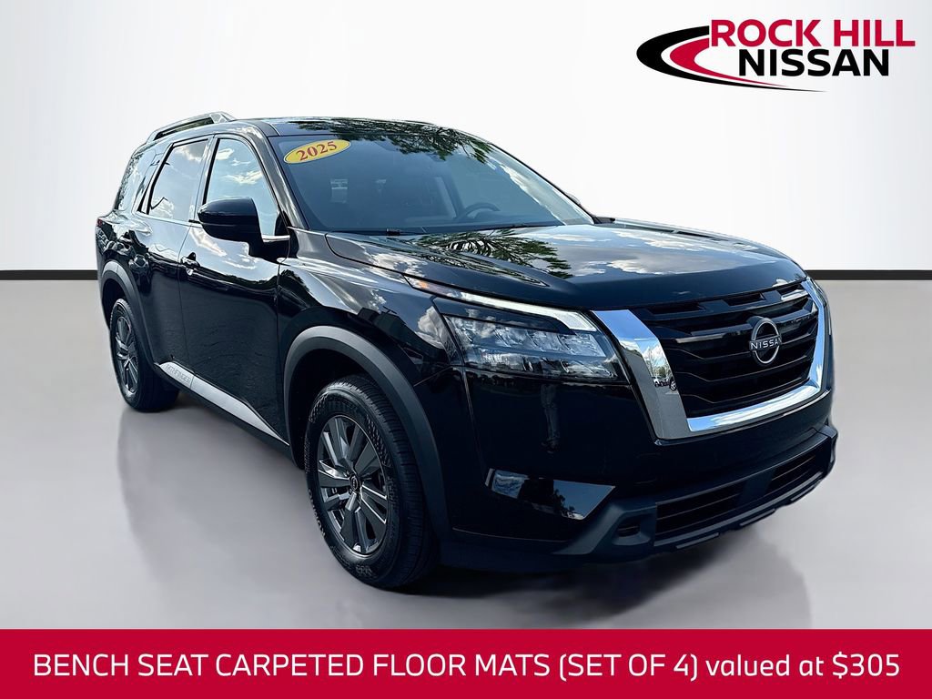 Used 2025 Nissan Pathfinder SV FWD image 1