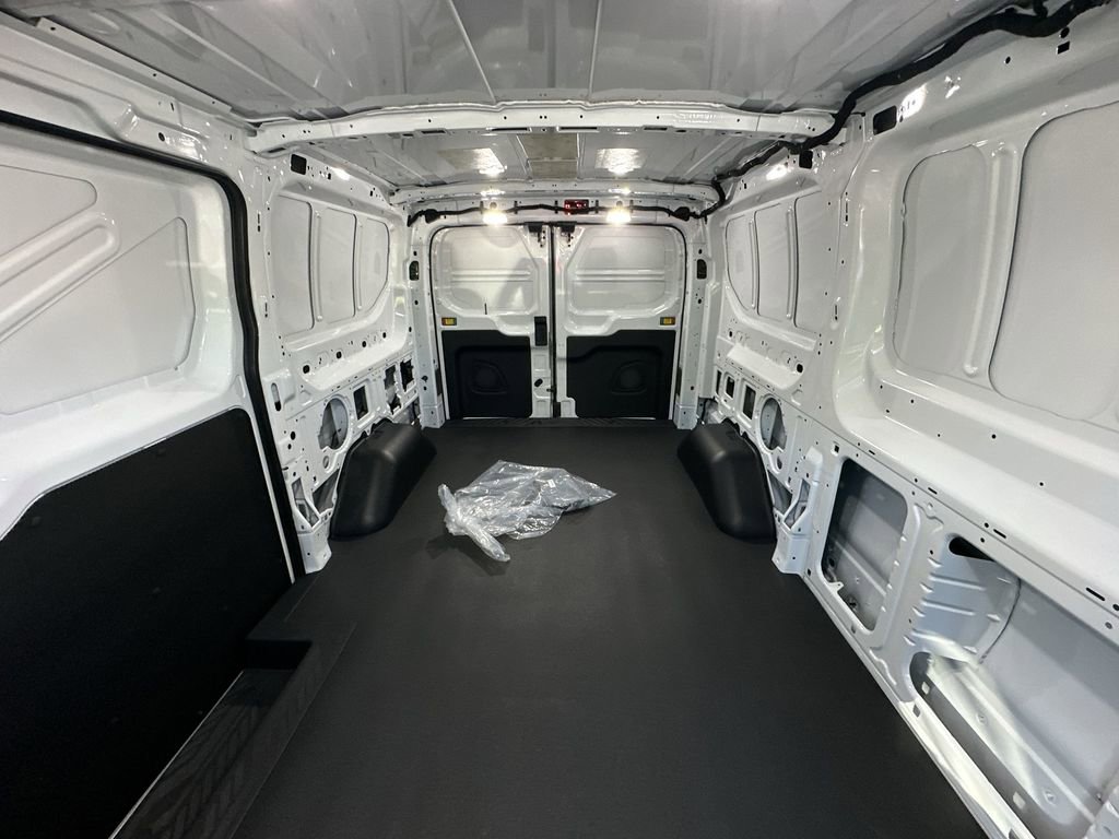 New 2025 Ford Transit 150 Low Roof image 21