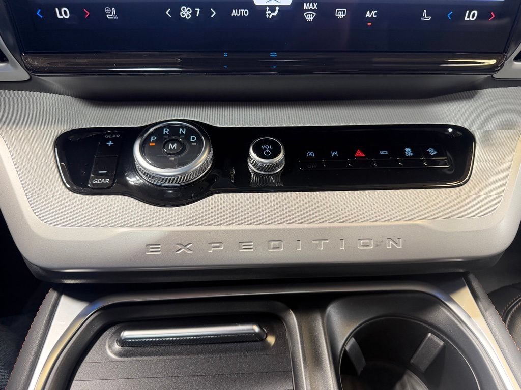 Certified 2025 Ford Expedition Max Active AWD/4WD image 43