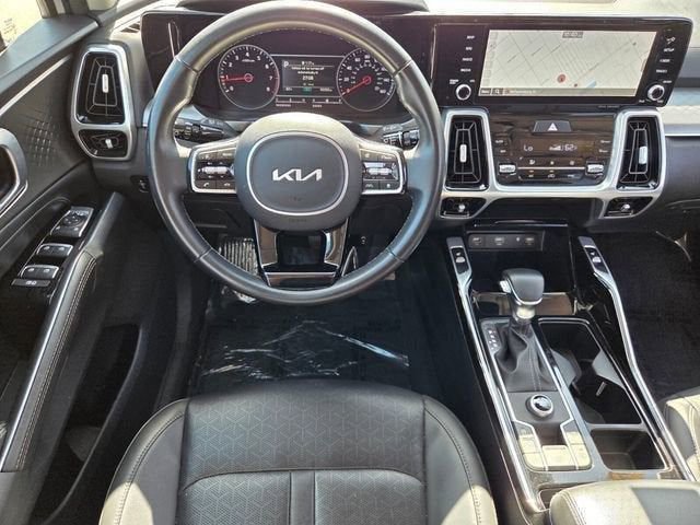 Used 2022 Kia Sorento SX image 18