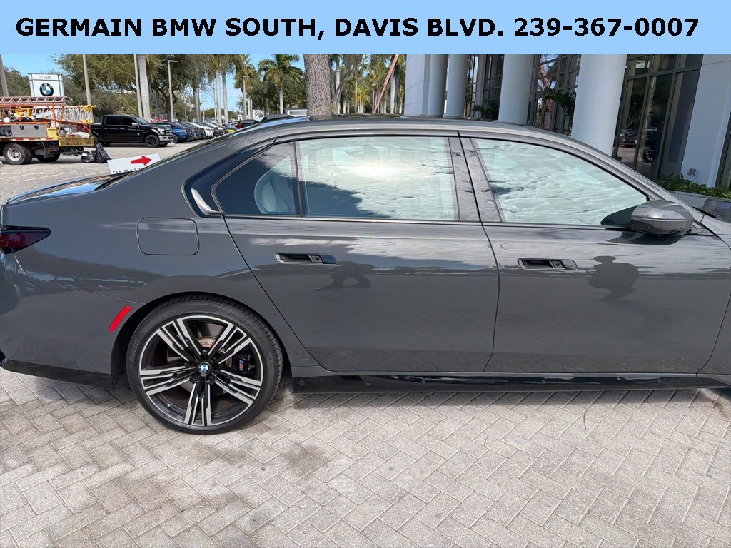 Certified 2023 BMW 760i xDrive w/ Executive Package image 11