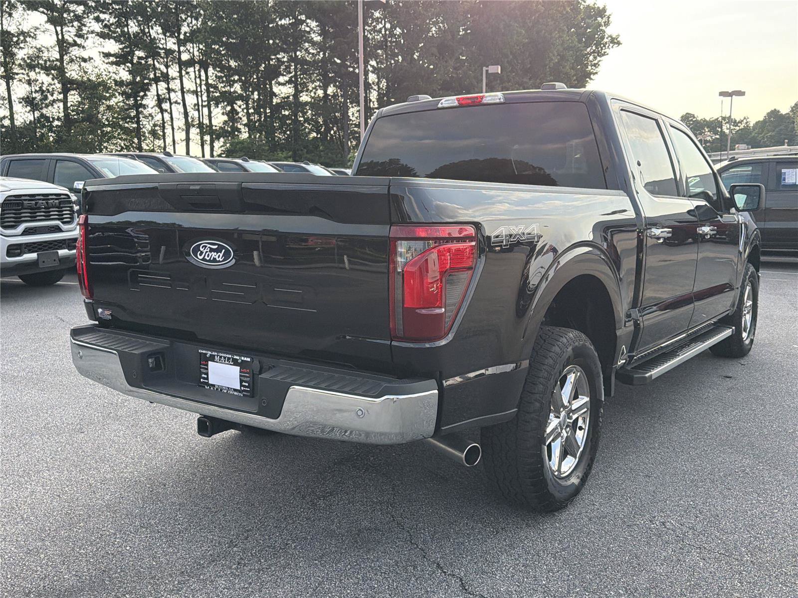 Used 2025 Ford F150 XLT w/ Equipment Group 301A Standard AWD/4WD image 5