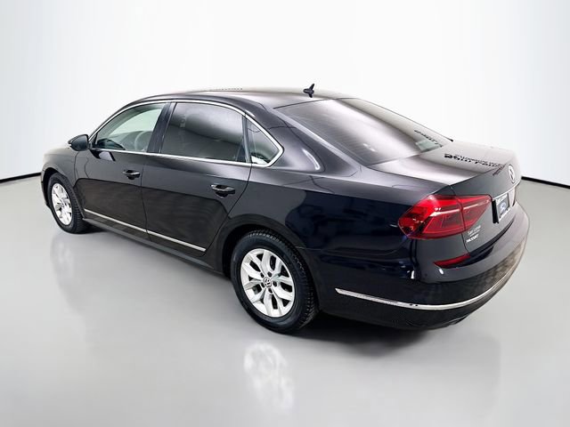 Used 2017 Volkswagen Passat 1.8T S FWD image 5