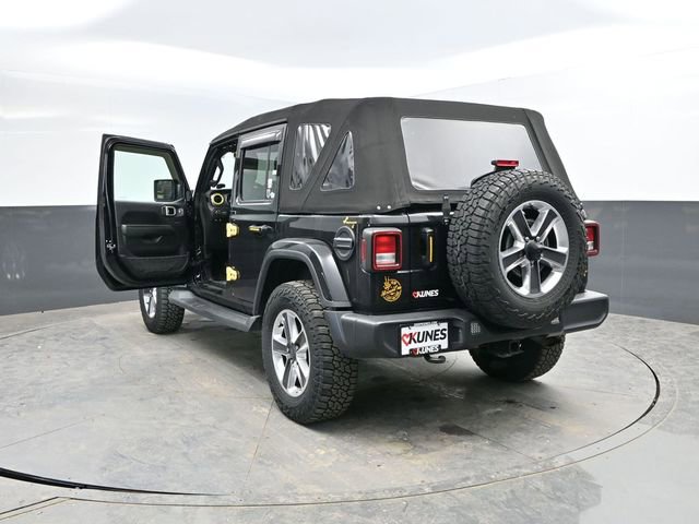 Used 2021 Jeep Wrangler Unlimited Sahara w/ Uconnect 4C Nav & Sound Group image 8
