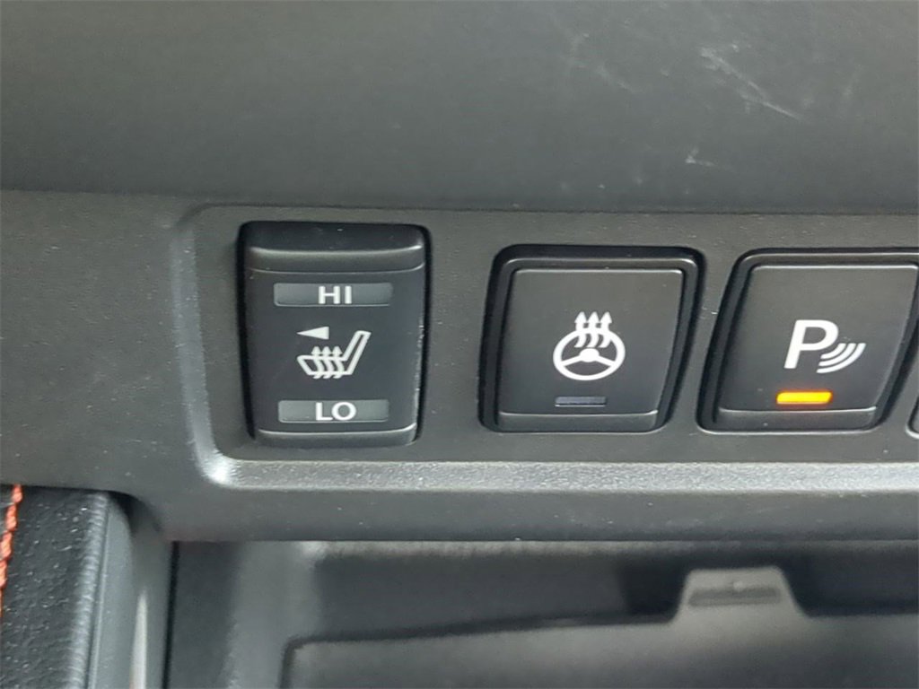 Used 2025 Nissan Frontier PRO-4X w/ Pro Premium Package image 25