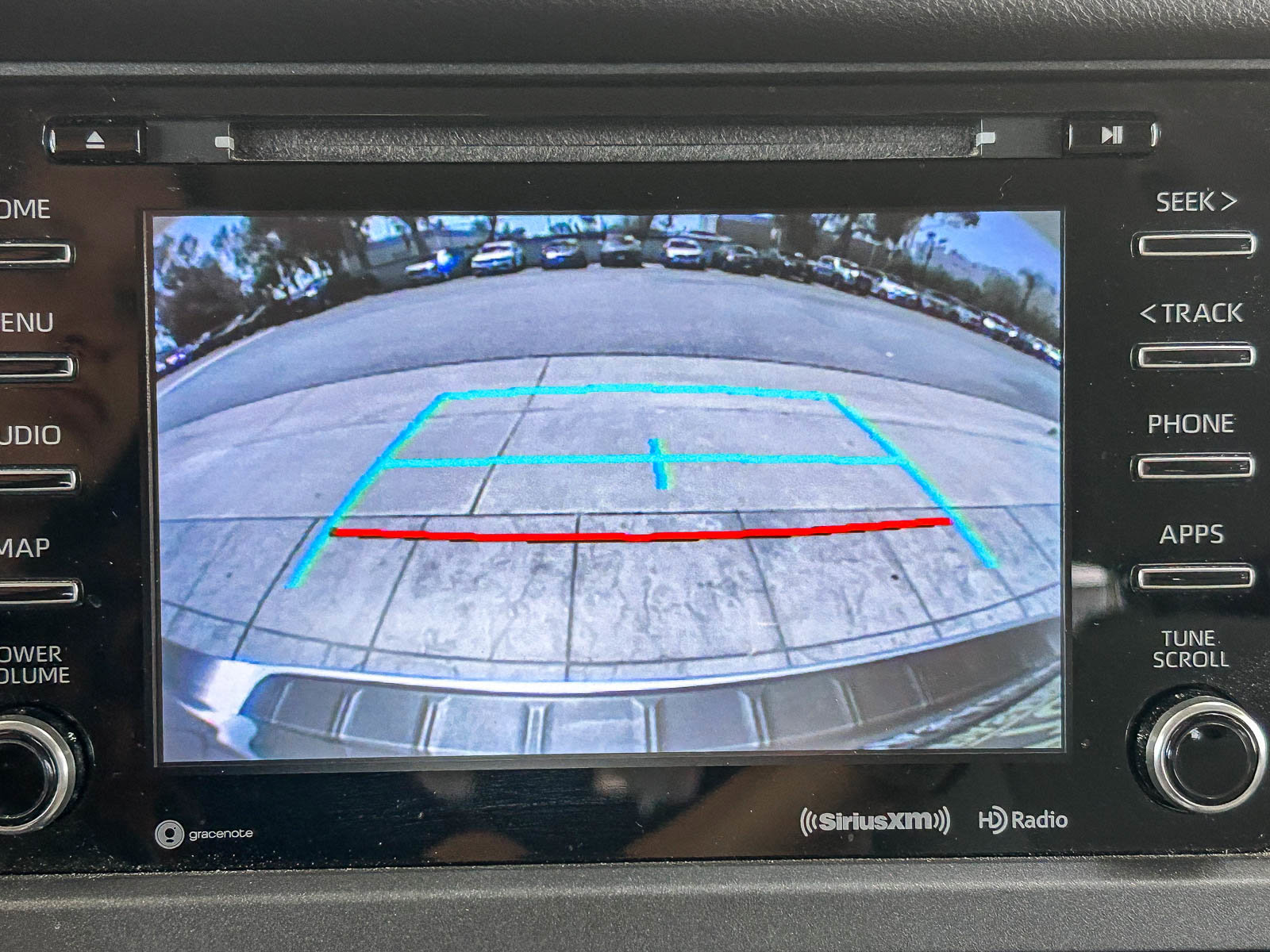 Used 2019 Toyota Sienna LE w/ Carpet Mat Package FWD image 21