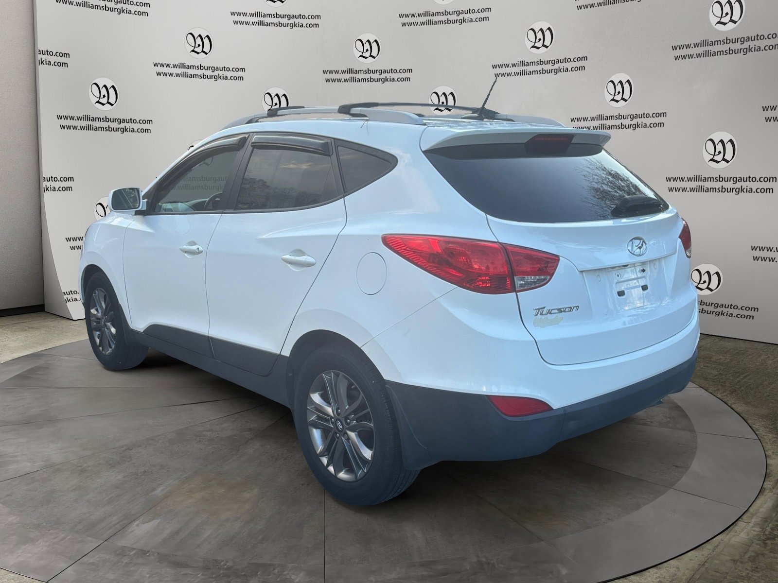 Used 2015 Hyundai Tucson SE image 3