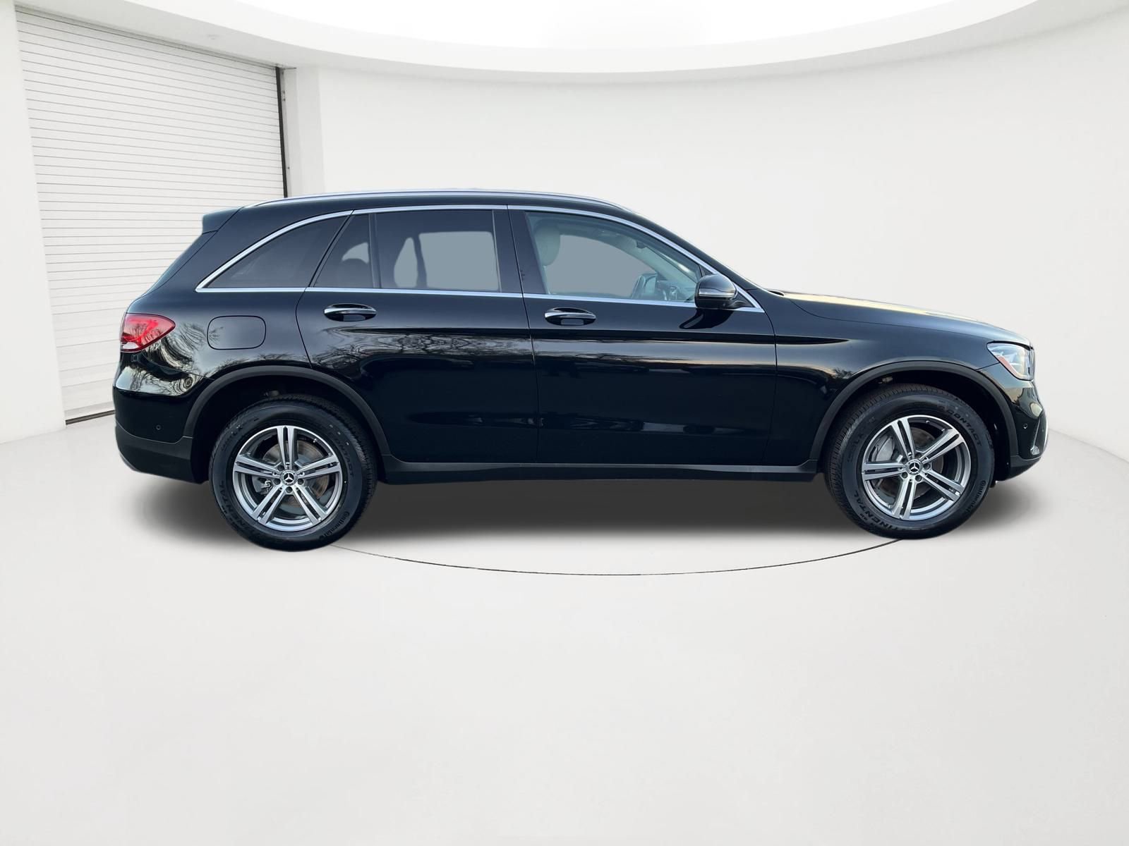 Used 2022 Mercedes-Benz GLC 300 4MATIC image 6