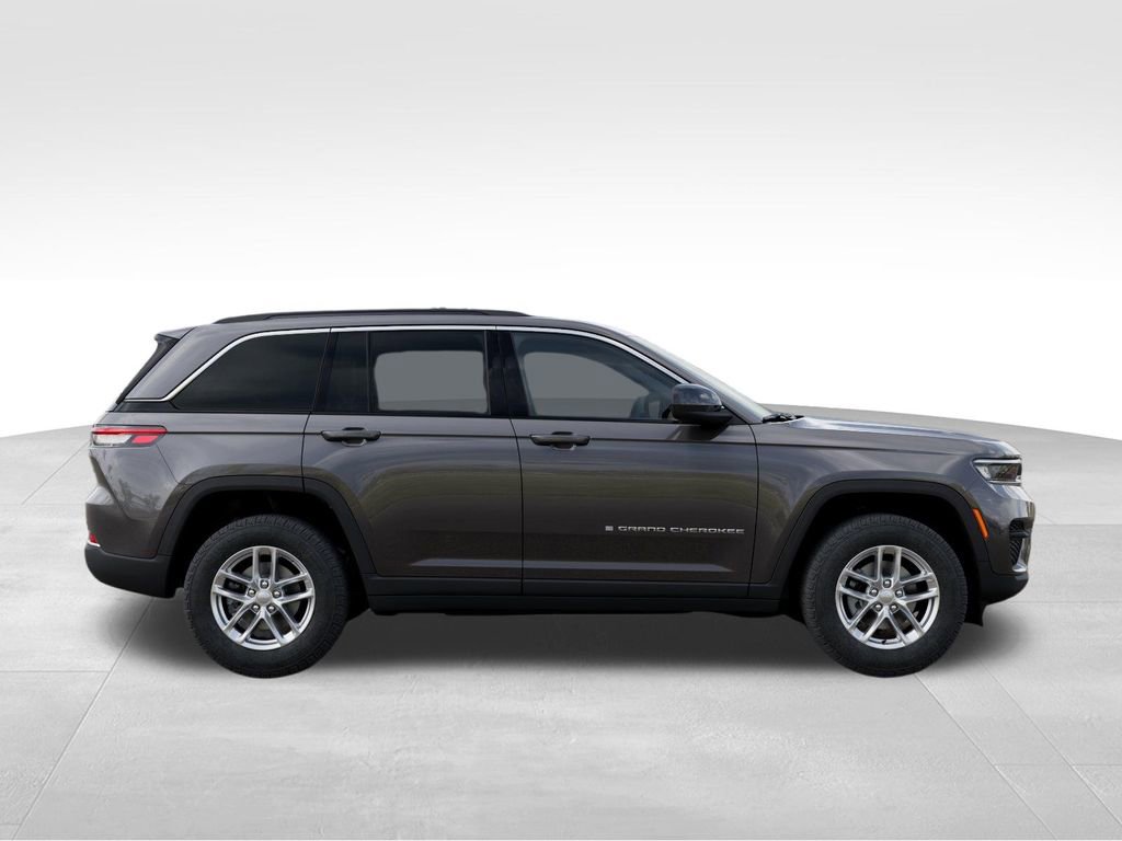 New 2026 Jeep Grand Cherokee Laredo AWD/4WD image 21