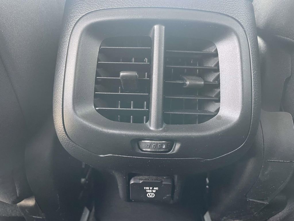Used 2014 Jeep Cherokee Latitude FWD image 10