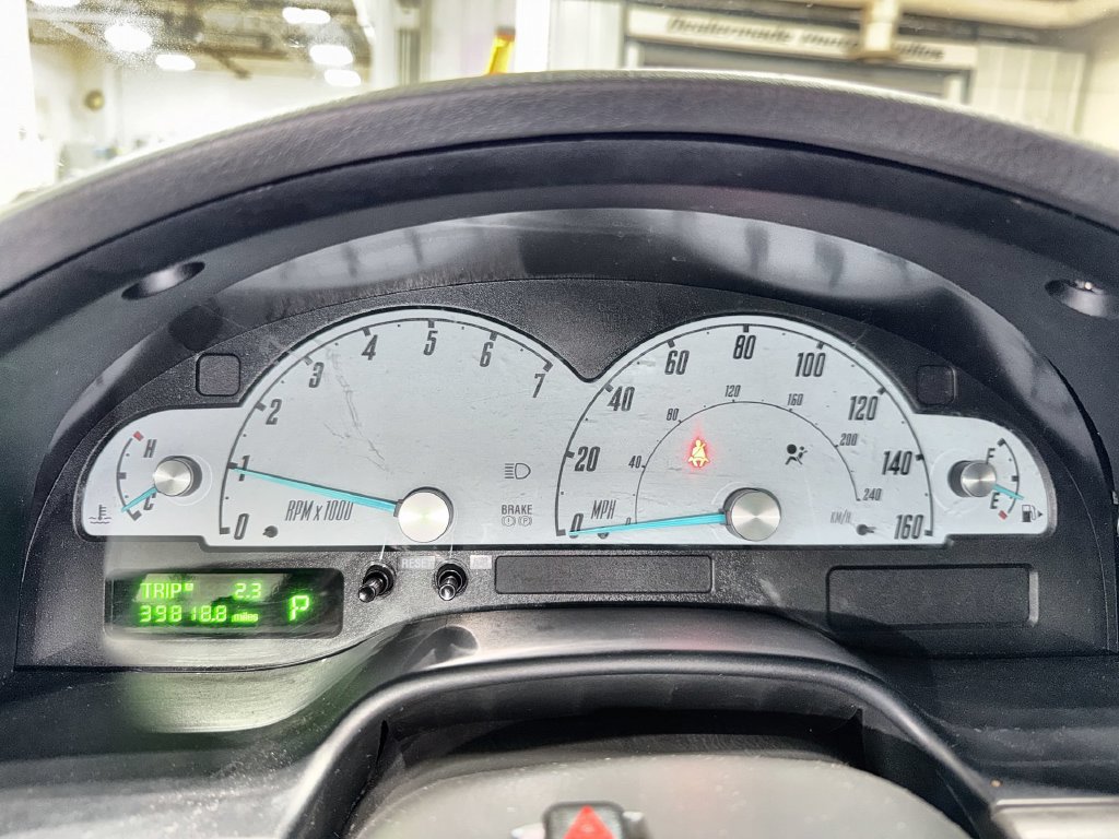 Used 2002 Ford Thunderbird RWD image 10