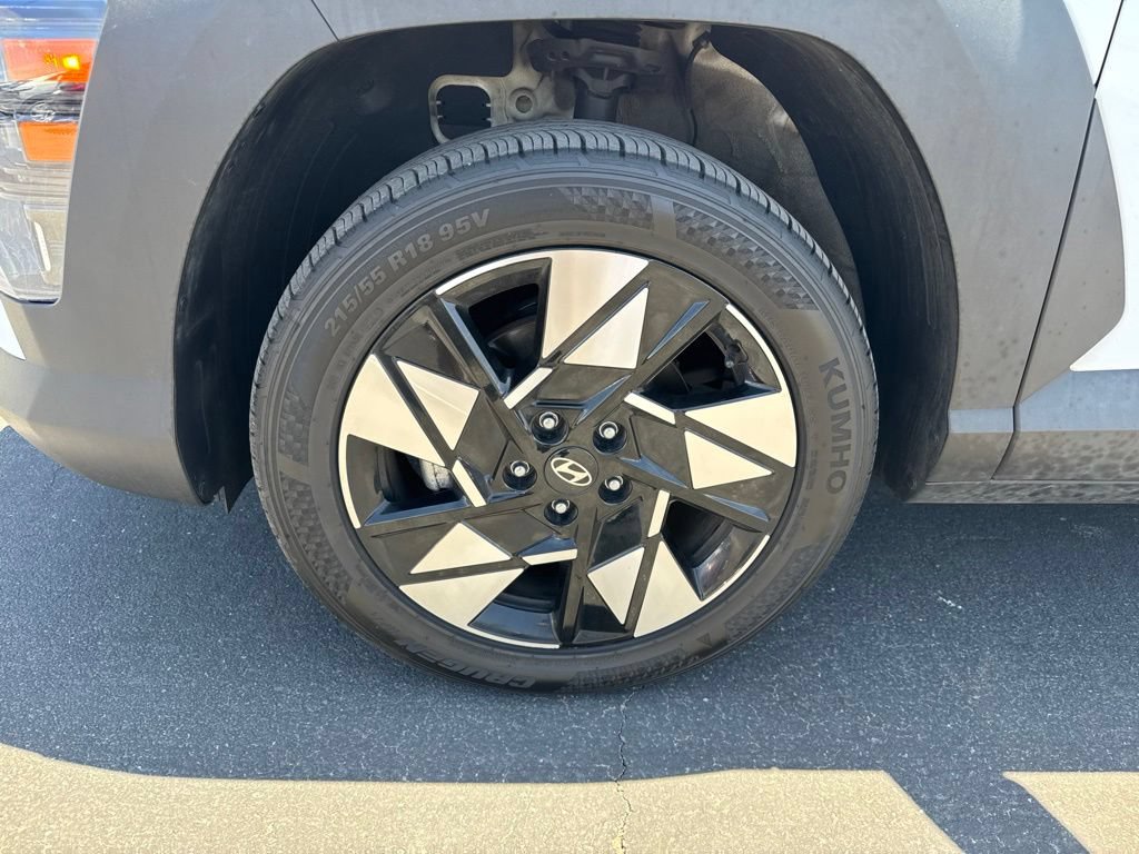 Used 2024 Hyundai Kona SEL AWD/4WD image 11