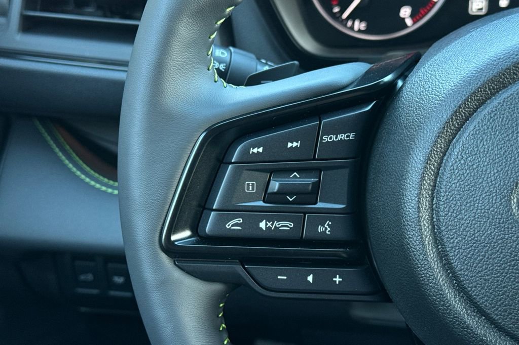 Used 2025 Subaru Ascent Bronze Edition w/ Onyx Package image 27