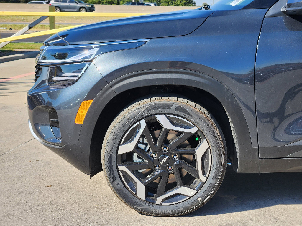 New 2026 Kia Seltos SX w/ SX Sunroof Package image 5