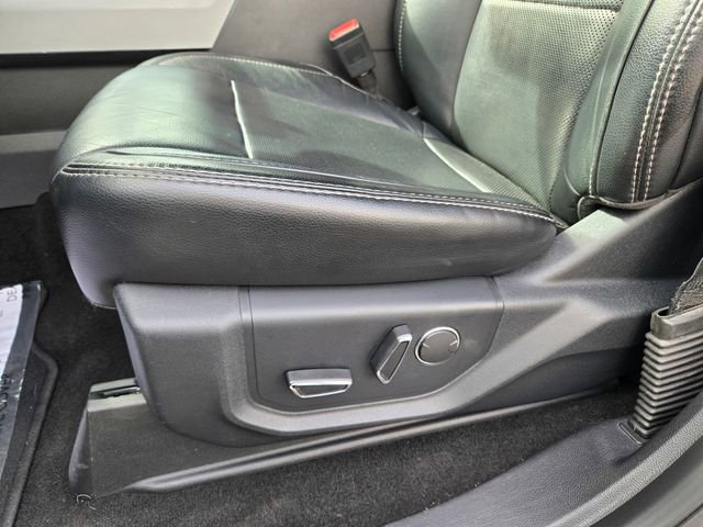 Used 2019 Ford F250 Lariat w/ Lariat Ultimate Package image 11