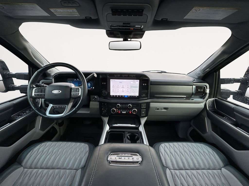 Used 2023 Ford F350 Limited image 13