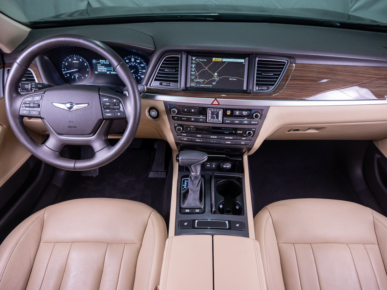 Used 2018 Genesis G80 3.8 RWD image 15