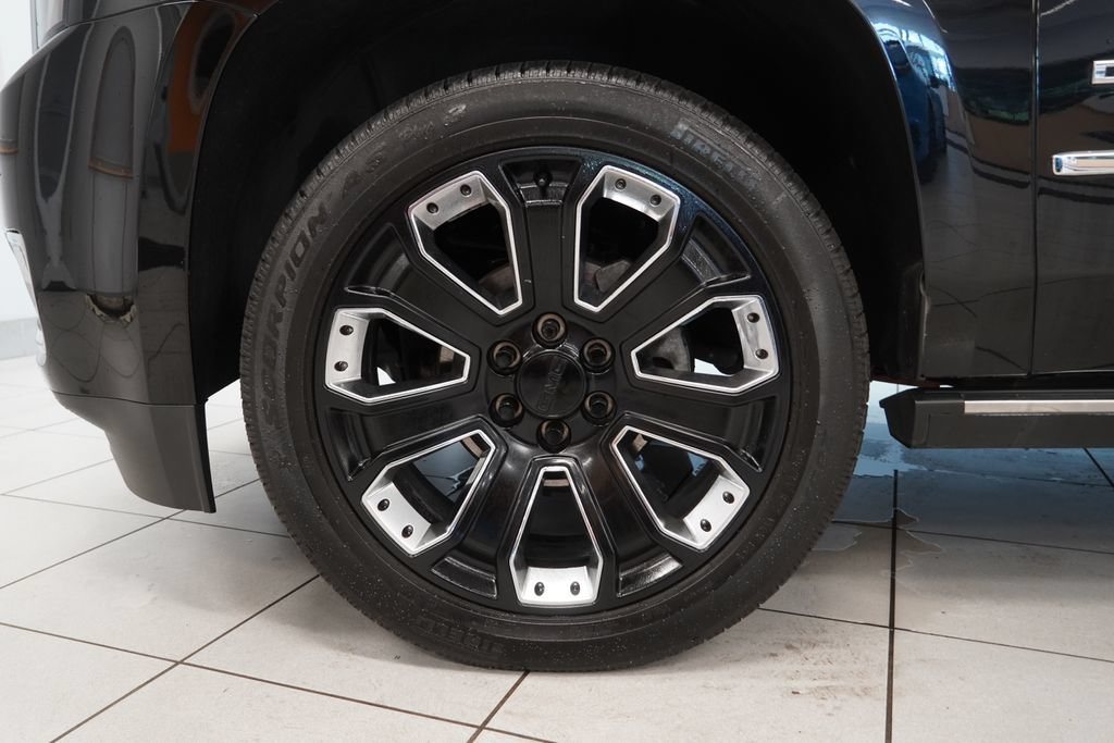Used 2018 GMC Yukon Denali w/ Denali Ultimate Package AWD/4WD image 19