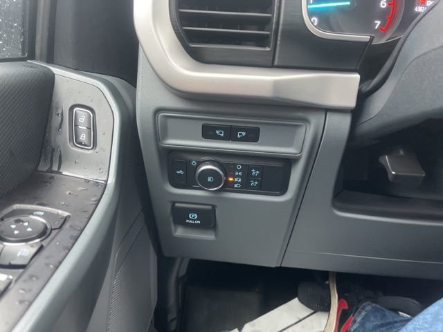 Used 2022 Ford F150 XLT w/ XTR Package image 17