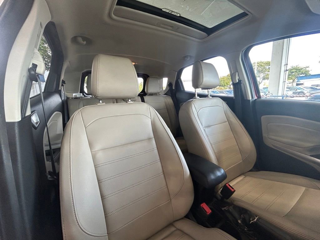 Used 2021 Ford EcoSport Titanium image 30