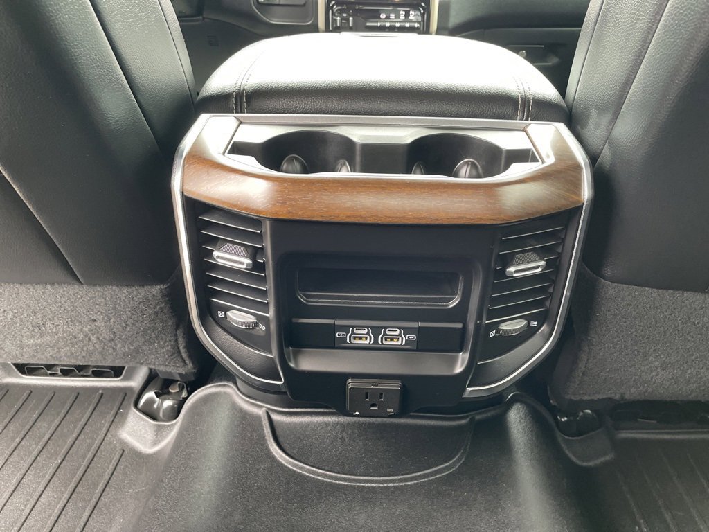 Used 2022 RAM 3500 Laramie image 27