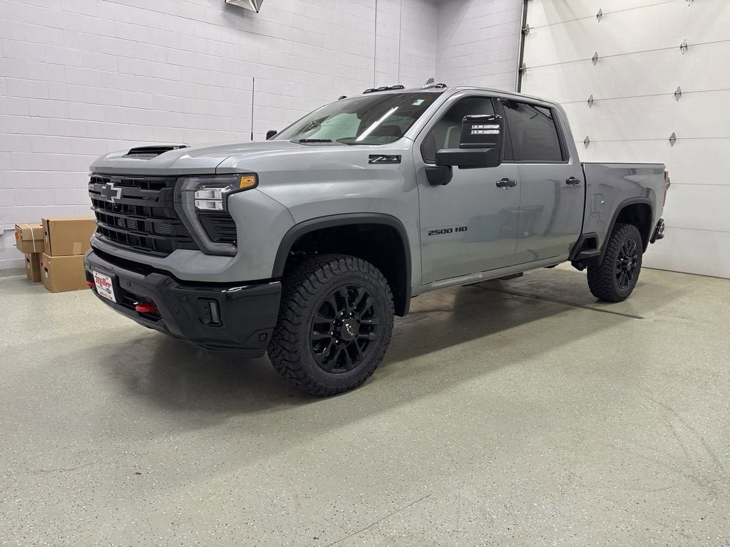 New 2026 Chevrolet Silverado 2500 LTZ w/ LTZ Plus Package AWD/4WD image 9