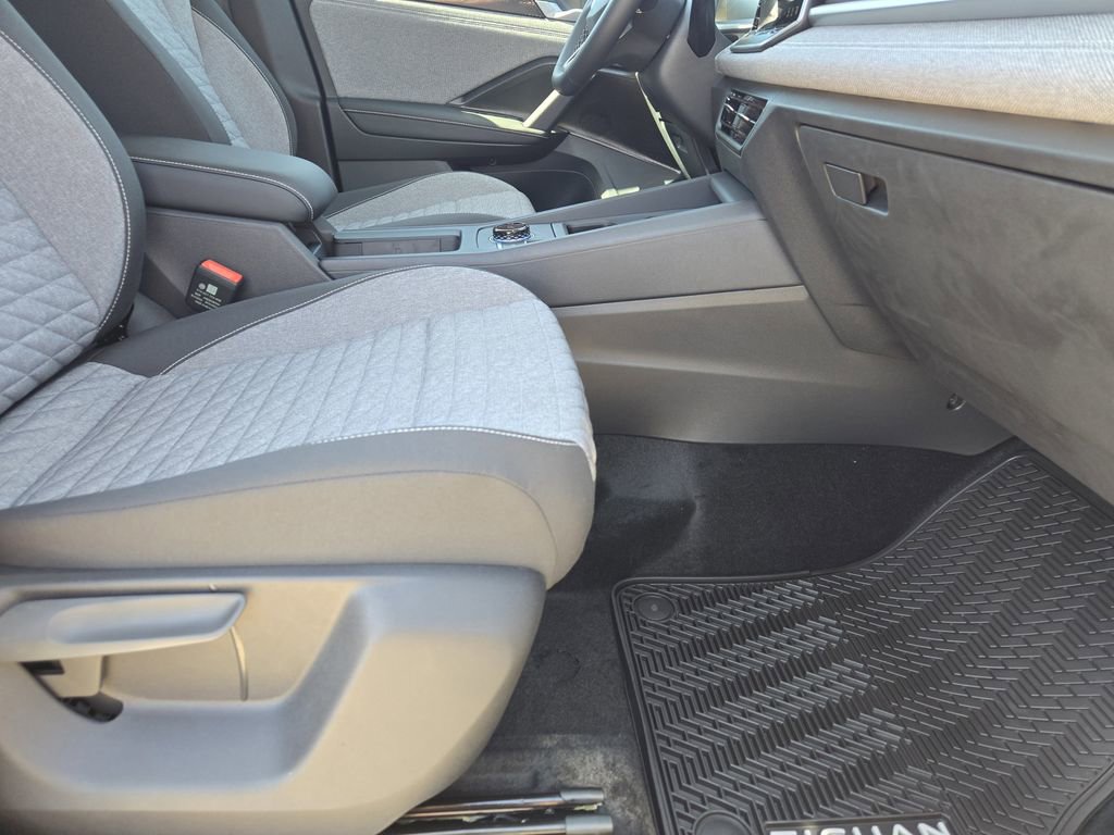 New 2026 Volkswagen Tiguan S image 11
