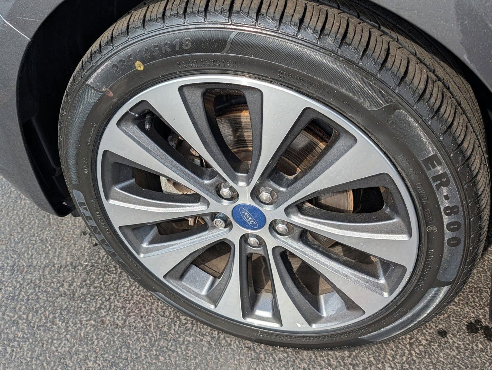 Used 2020 Ford Fusion SE image 16