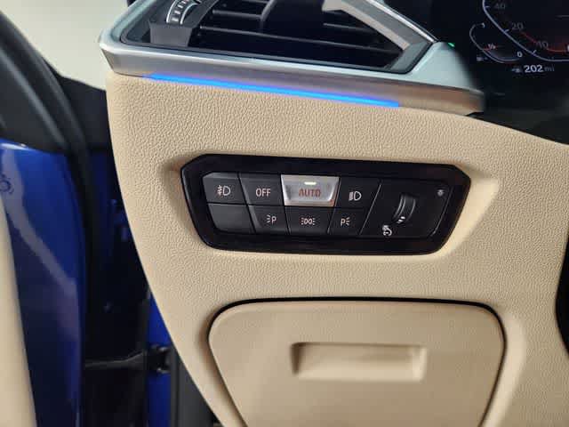 Used 2021 BMW 430i Coupe w/ M Sport Package RWD image 39