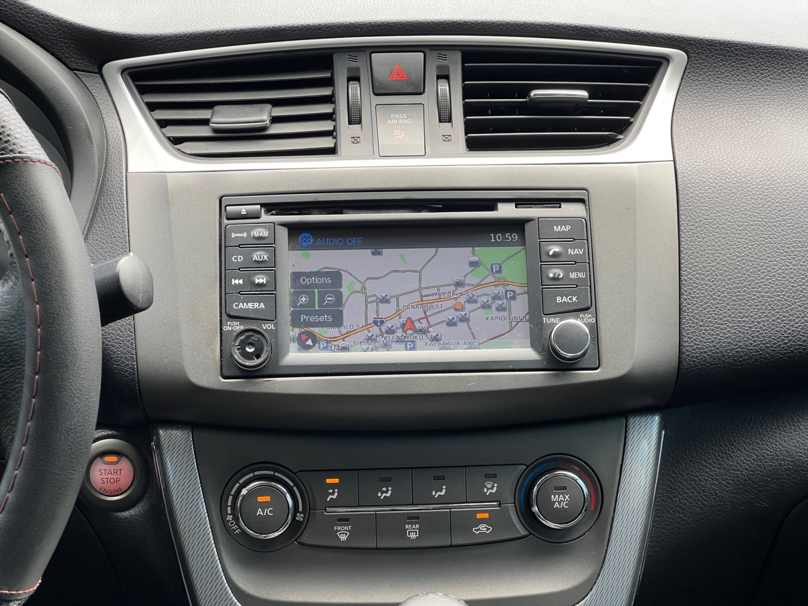 Used 2013 Nissan Sentra SR w/ Premium Pkg FWD image 16
