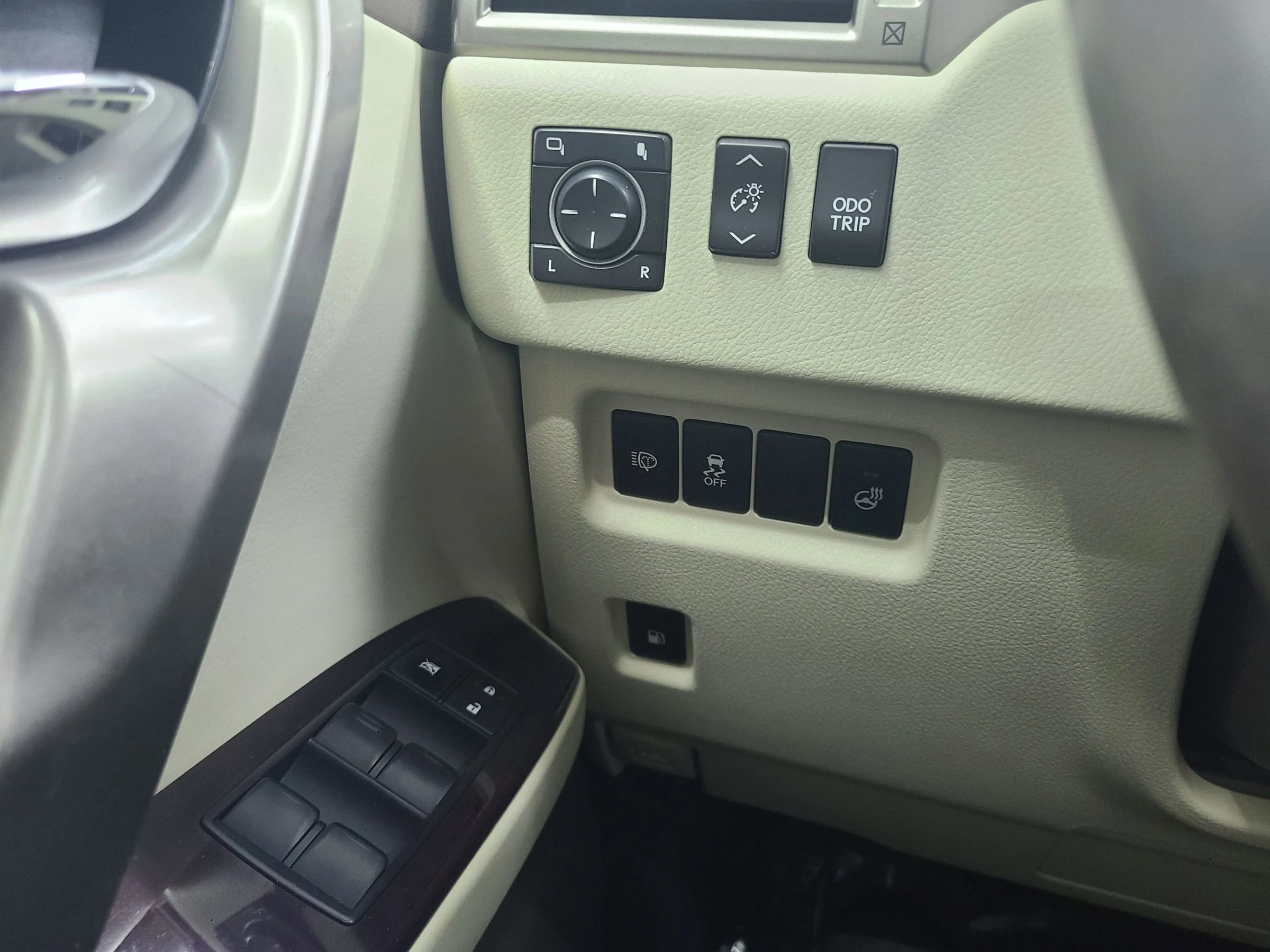 Used 2014 Lexus GX 460 Luxury image 29