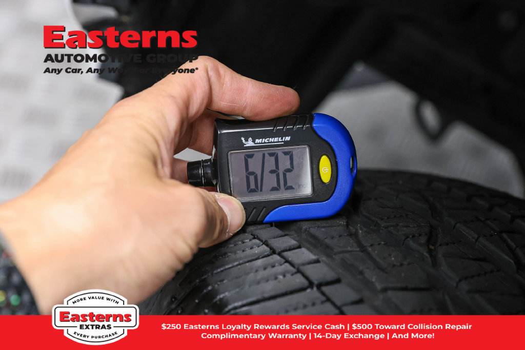 Used 2024 Toyota Tacoma SR RWD image 24