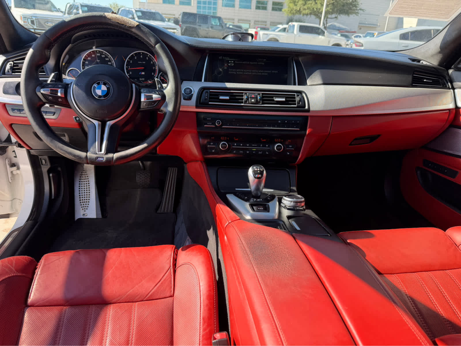 Used 2014 BMW M5 image 17