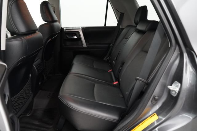 Used 2021 Toyota 4Runner Limited AWD/4WD image 38