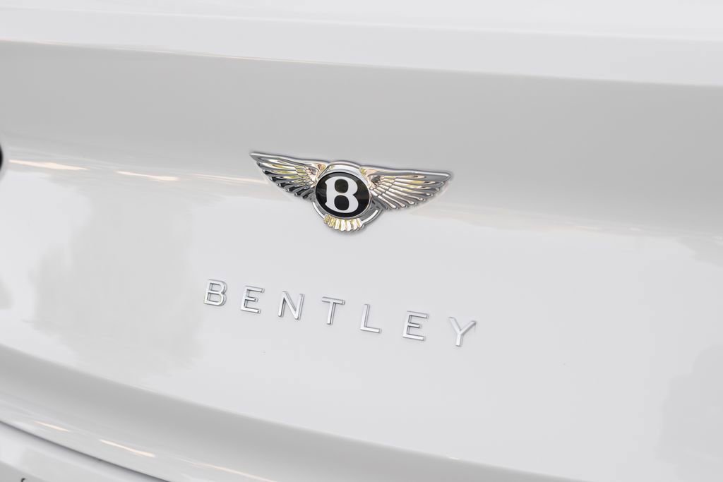 Used 2023 Bentley Bentayga Speed AWD/4WD image 17