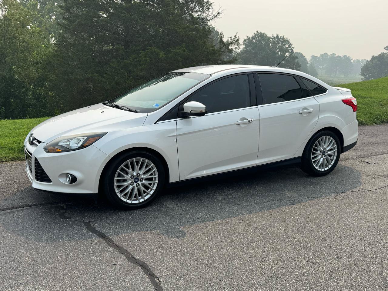 Used 2014 Ford Focus Titanium FWD image 5