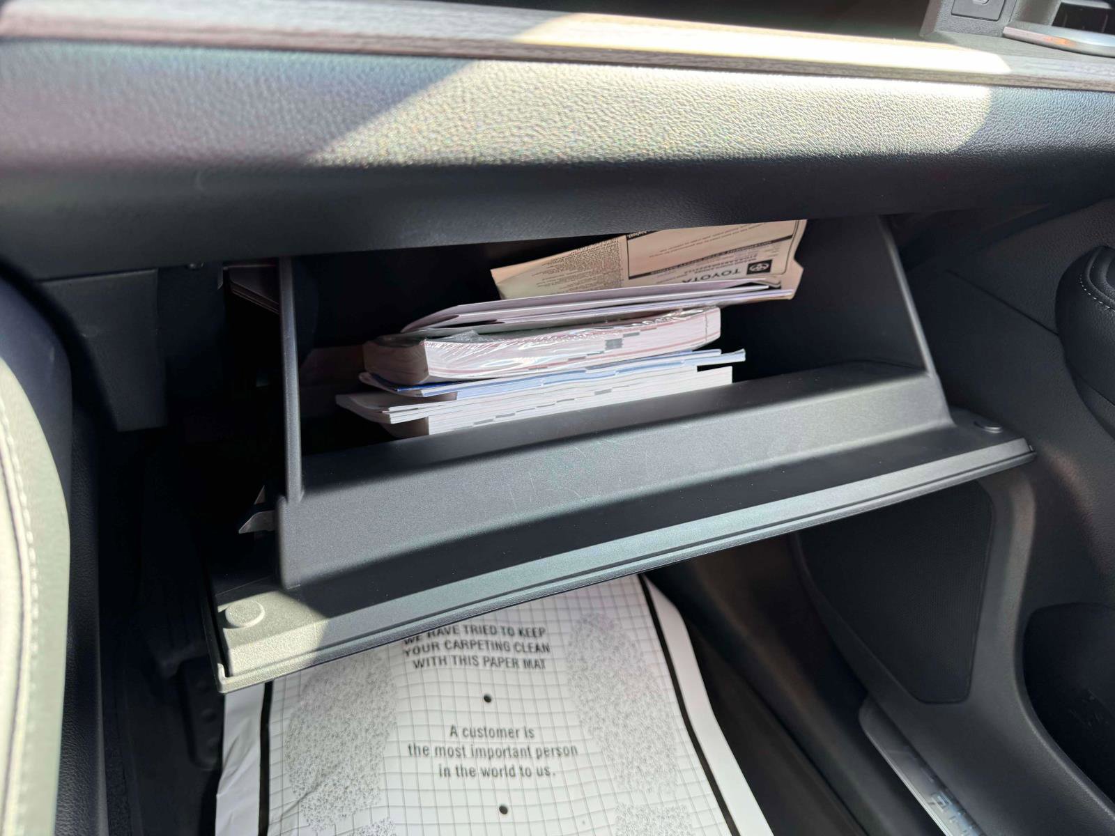 Used 2024 Toyota Grand Highlander AWD image 34