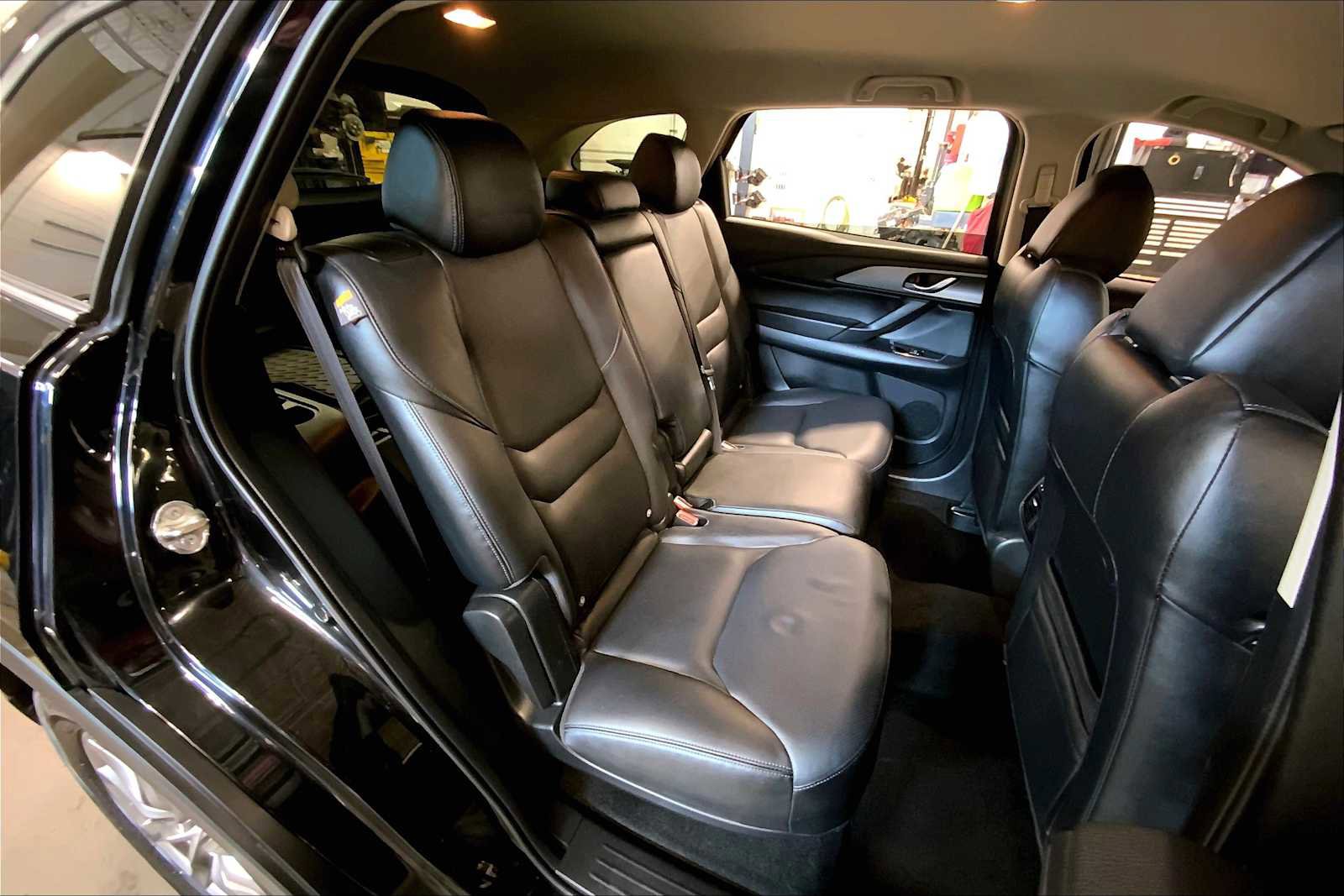 Used 2019 MAZDA CX-9 Touring image 19