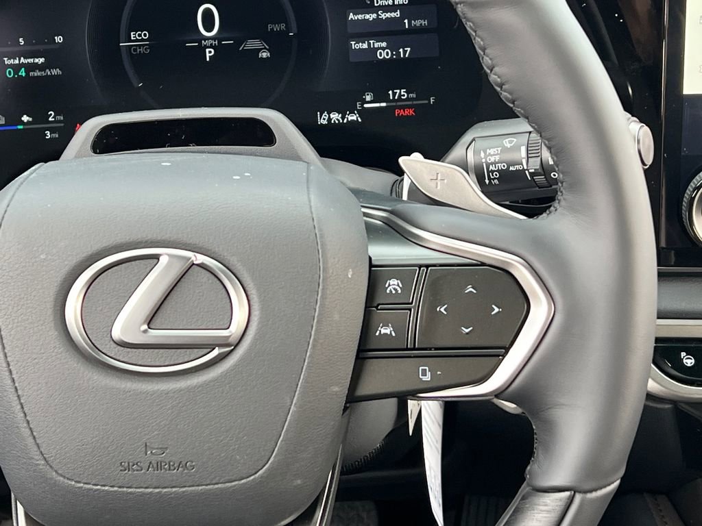 New 2026 Lexus RX 450h AWD image 15