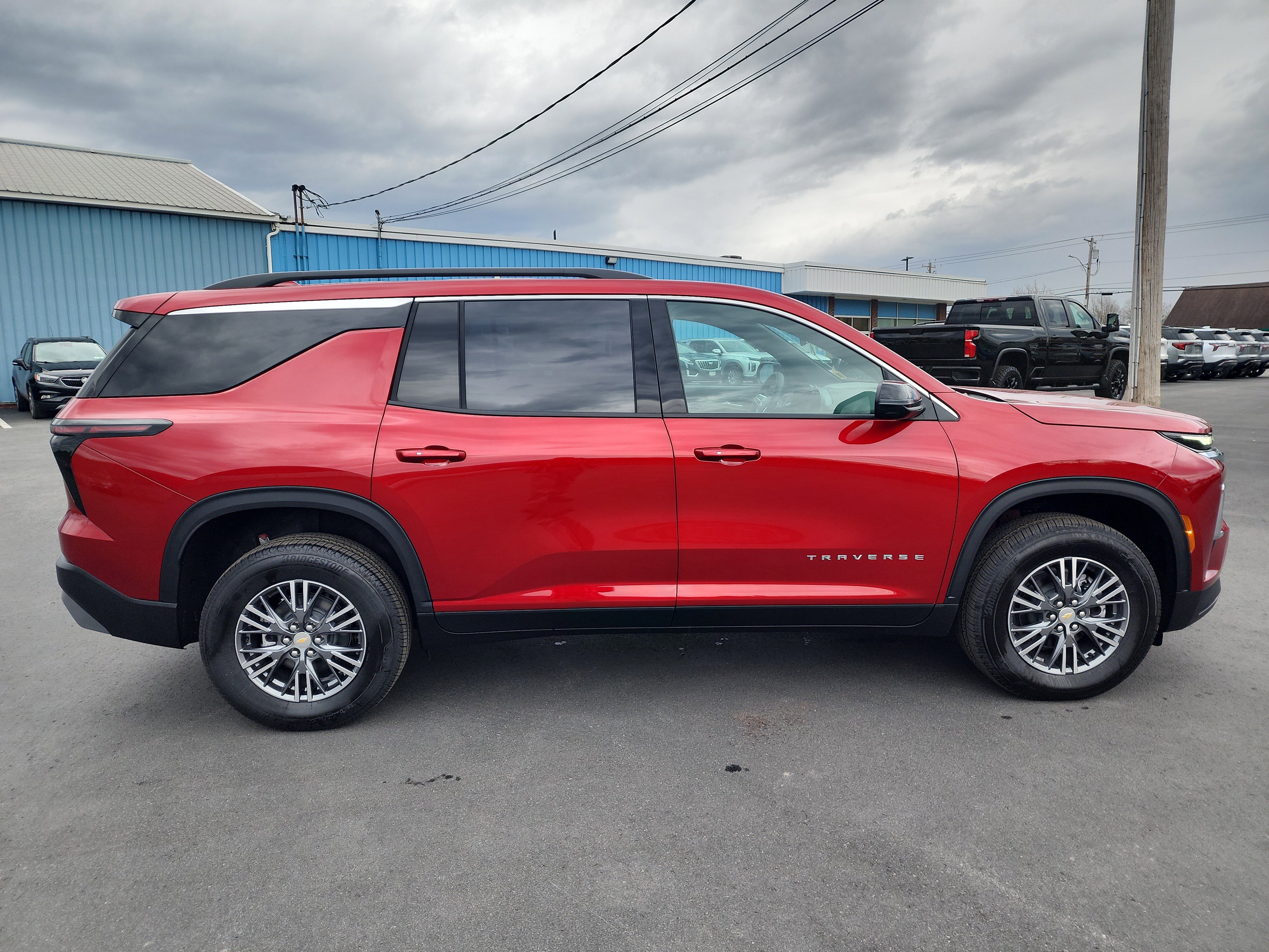 New 2026 Chevrolet Traverse LT AWD/4WD image 9