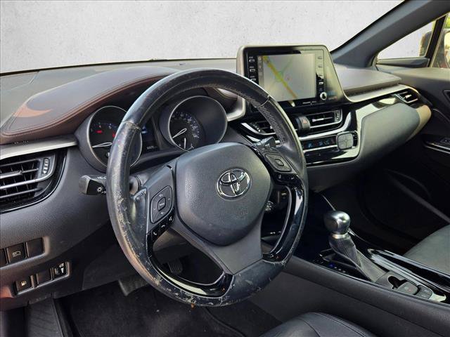 Used 2019 Toyota C-HR Limited FWD image 10