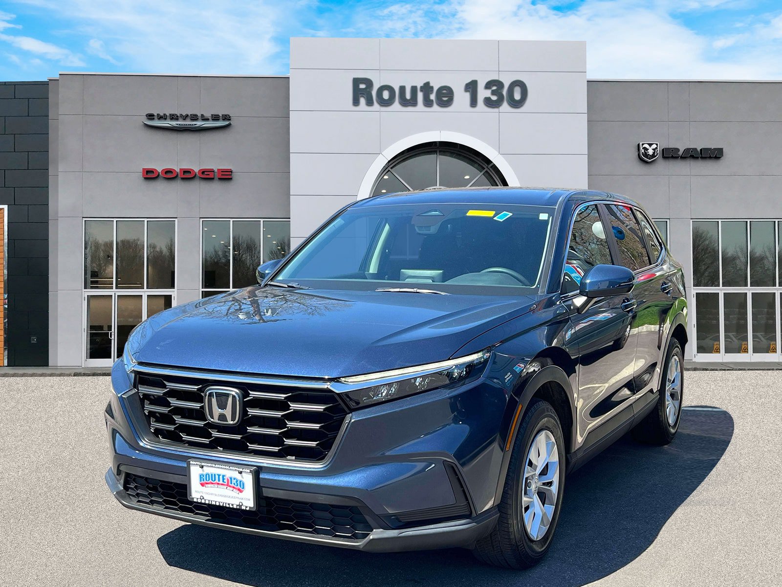 Used 2024 Honda CR-V LX image 2
